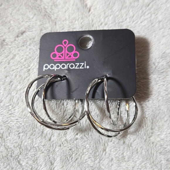 #309 Bundles NWT Paparazzi earring - Picture 4 of 4
